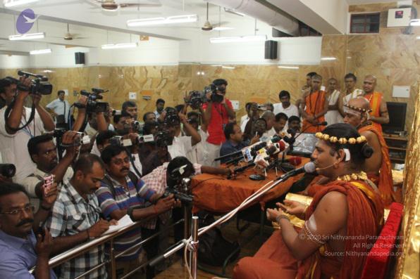 20120502 Photo 1006 1Qw2v7-nzBrtXhm6C0NsTI1fcdwXRMYVl.JPG