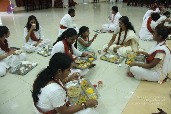 File:Nithyananda-Annalaya-2014-01-01-1AdPipwmaVyXTt3yQAo1MqTx9B4mr6ojk.jpg