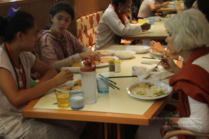 File:Nithyananda-Annalaya-2012-01-01-1WDZlYAm0Td aTOMol-5HUcN88abWivXU.jpg