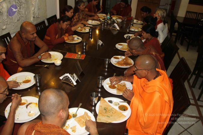 File:Nithyananda-Annalaya-2014-01-01-1Ifk3B l2y b-od5VBkKtPcSHap1BdMP4.jpg