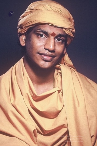 File:2002 F1010051-51.jpg