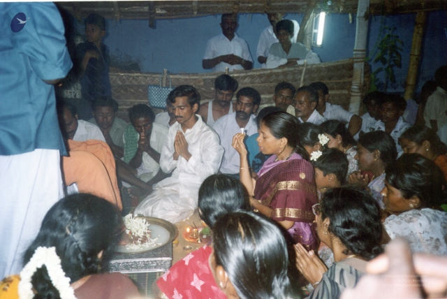 2001 - Tiruchengode Homa and Pada Puja2.jpg