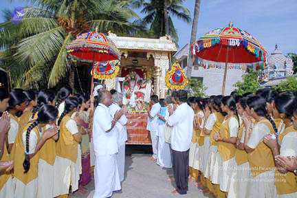 20061001 Photo 131 1 QkP-Y Rs qwTOedGOLH5fdPuPqjIxbe.jpg