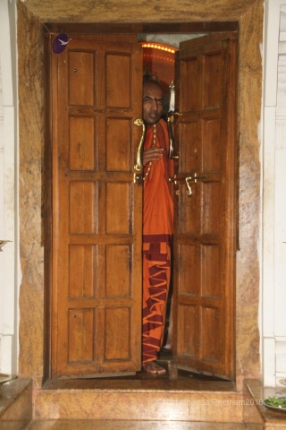 File:Batch IMG 0369-Photo-20120514-SSJP.jpg