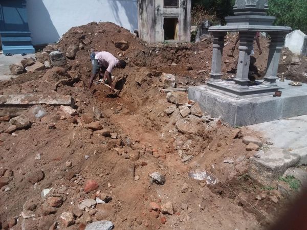 12 24 Feb 2021 - Mata Vibhutananda Puri Samadhi construction 005.jpeg