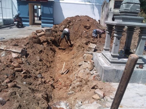 14 24 Feb 2021 - Mata Vibhutananda Puri Samadhi construction 006.jpeg