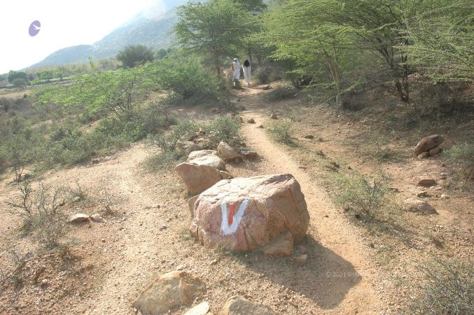 19780101 Inner Girivala Tiruvannamalai 10May2007 171-170.jpg
