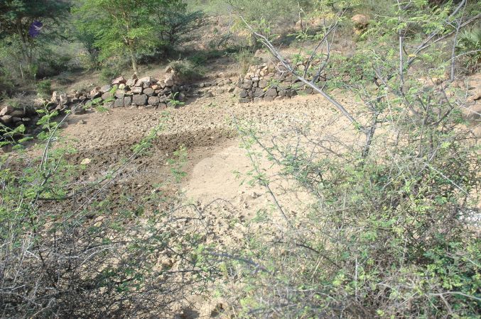 19780101 Inner Girivala Tiruvannamalai 10May2007 192-191.jpg