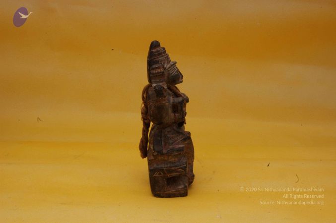 19780101 Photo 123 1mPvvzr58o-oC9qzkczLgwiT4z5LhAgOn.jpg