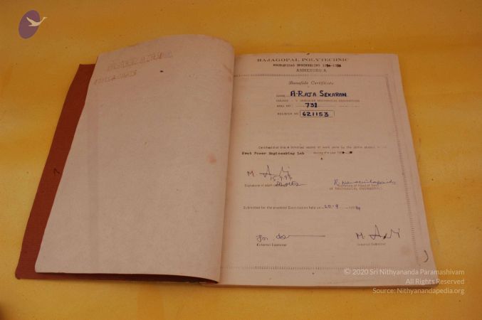 19780101 Photo 18 18Lo09G5qHoFkImsWvtWSp0YeGAqk8ZSz.jpg