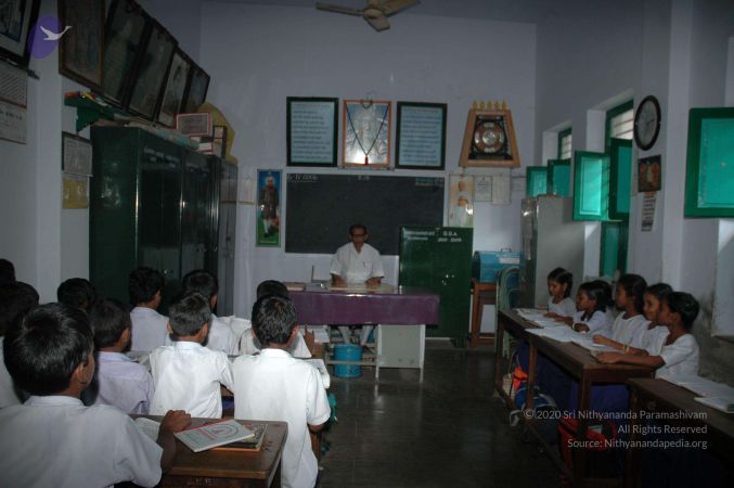 19780101 Photo 68 1Z4bfEPxtQodVgCtCYR8yjglukTIVjp9a.jpg