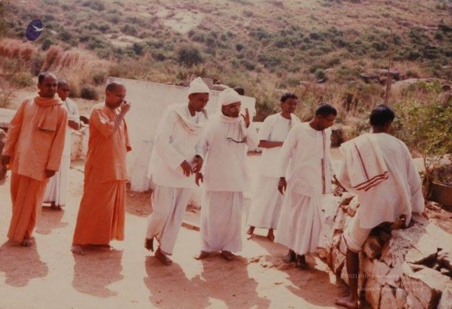 1997 RK Mutt Swamis Visit to TVM 8.jpg