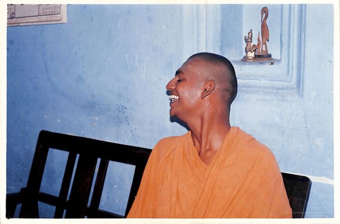 2000 2000 Swamiji in TVM 2-02.jpg