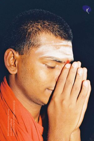 20010101 Photo 24 1sFo0qCaChpsGW YwLPlfm2gFb8sFcwWs.jpg