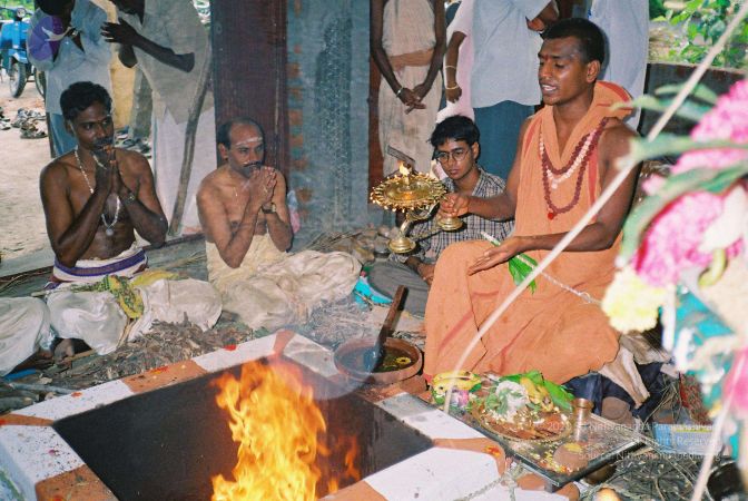 20010101 Photo 28 1eAaVt2KD-sxqkEePk-tTZsP1O SPFSUd.jpg