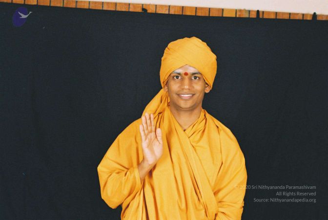 20020101 Photo 10 1hlY4IFhdvXDBZ1lb9HTeFtaH-wD1SGB4.jpg