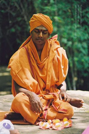 20020101 Photo 12 1GwKlfZs82SBOQlyMMzyPkGQyY-31YIX1.jpg