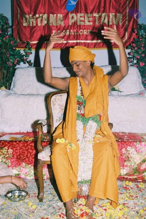 20020101 Photo 12 1e eZ 1czQgstDFSwUfUVXdV8WyTdP8KO.jpg