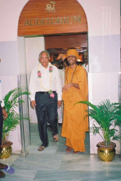 File:20020101 Photo 147 1TDBFtCuWzta6kWNysUVrGdui40jSSQnU.jpg