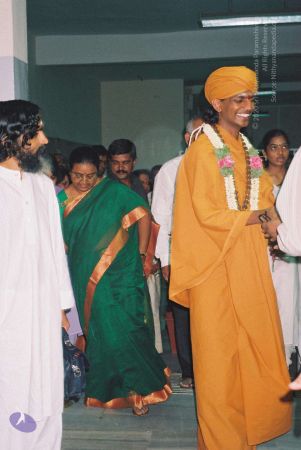 20020101 Photo 156 13mDUp- QxMvSmyVuVbdn0RXN2fX2JRny.jpg