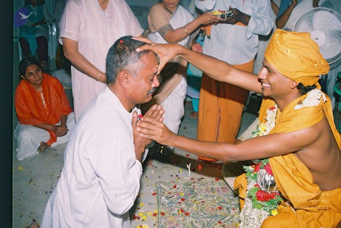 20020101 Photo 15 1ZTgoT73SosbOPsR9NLvgoYC677Q5P6Gu.jpg