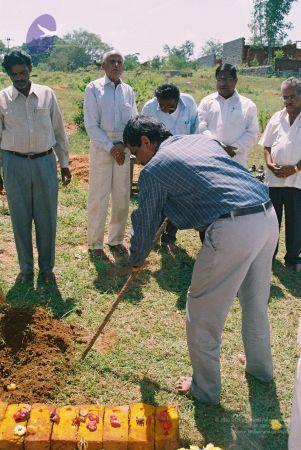 20020101 Photo 25 18d9LIAx4v8WF IkmjIC8W3re7a8GCEQa.jpg