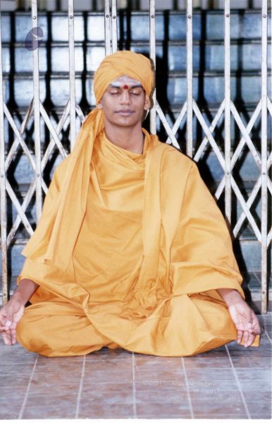 File:2002 PA083 PA-083-104001.jpg