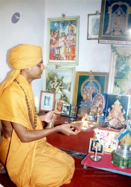 File:2002 PA083 PA-083-121001.jpg