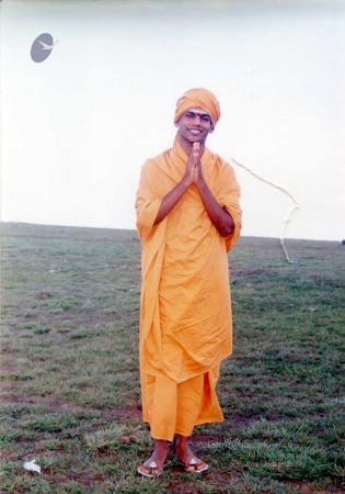 2002 PA083 PA-083-142001.jpg