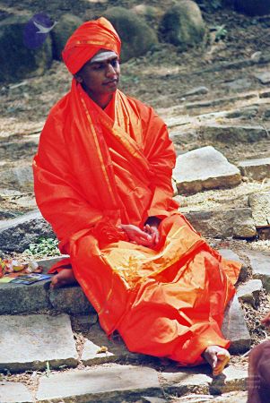 20030101 Photo 1 1QCvVYIbiIz2PQdej2p7Nxxy6l-E4RjzX.jpg