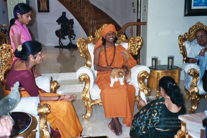 20030801 LosAngeles 20030801 Photo 3 1wh4-Ih7sUuCRb4pWiPBs477JYcayDzFD-03.jpg