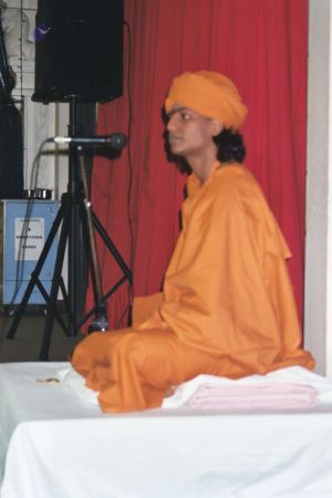 20030801 LosAngeles 20030801 Photo 4 1v4N5Rt5nwGHC08UtuDkfWnGc13wwaxkk-03.jpg