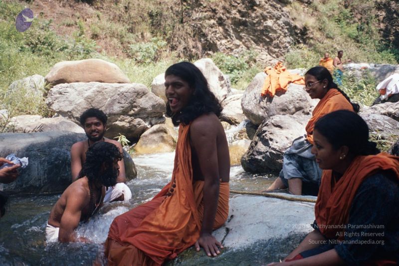 File:200406xx 28 gkvale-1AA005 CMP WM.jpg