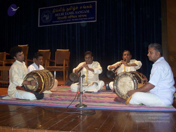 20041018 Photo 69 1B80sI3P9qW3grUEPC5-Fn0Rukx9FE2Sl.jpg