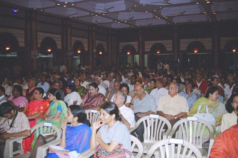 File:20041130 Photo 13 1h73ZGCM1IuMSDXPZbx OHqsBe4tYJguB.jpg