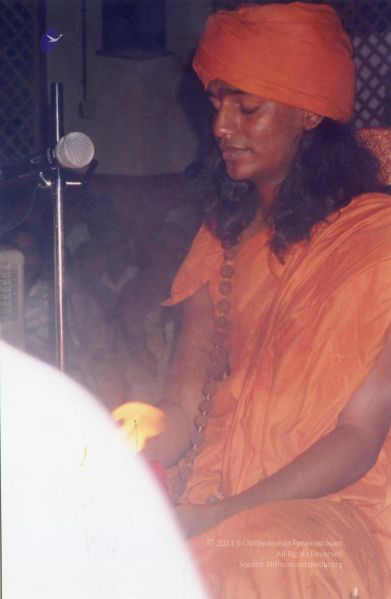 File:2004 - First Sannyas Deeksha At AdiKailaasa-412 001.jpg