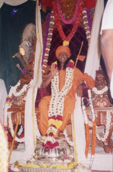 File:2004 - First Sannyas Deeksha At AdiKailaasa-412 027.jpg