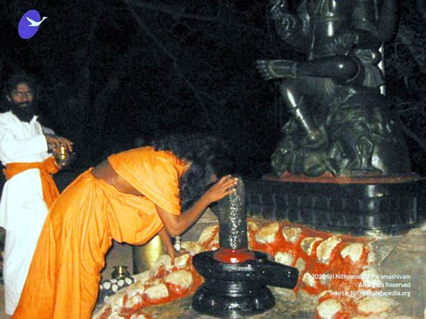 2005008 ShivRathri 2005 ashram (7) CMP WM 11.jpg