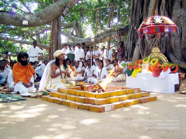 2005008 ShivRathri 2005 ashram (92) CMP WM 11.jpg