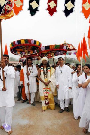 20050101 Jayanthi 2005 ashram (387) CMP WM 11.jpg