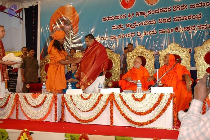 20050101 Photo 1059 1KqfSvOoEJQGpzp08afWhiwEUENR-bF s.JPG