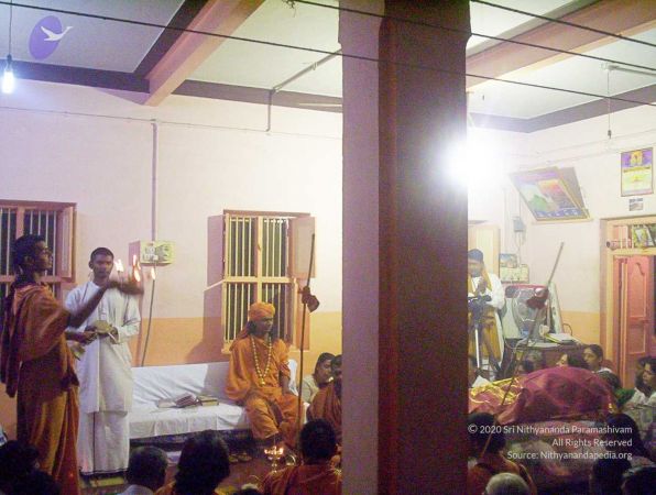 20051114100 5700 CMP WM.jpg