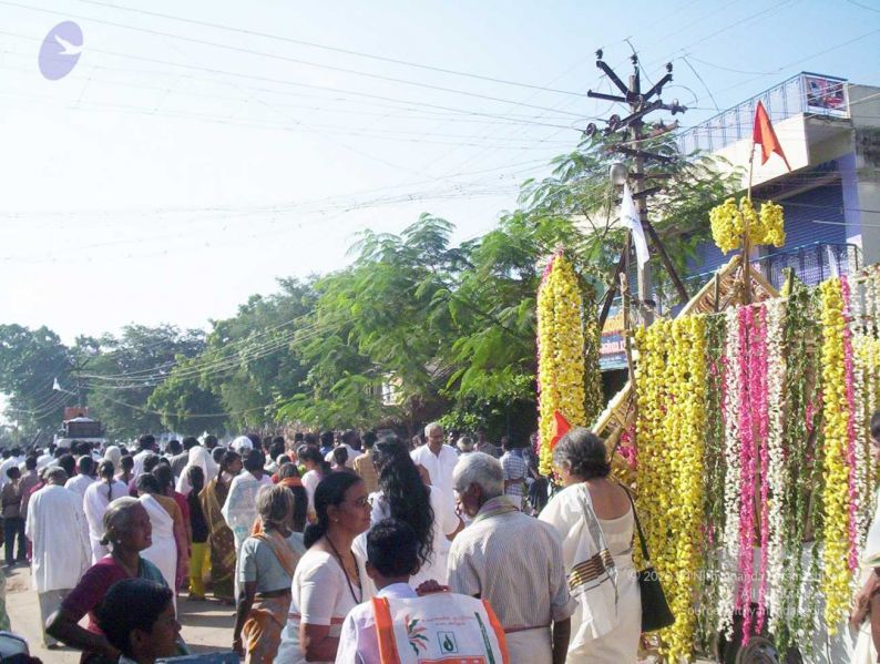 File:20051114100 6190 CMP WM.jpg