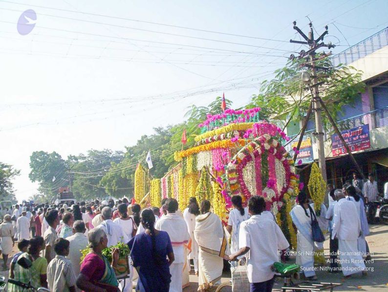 File:20051114100 6193 CMP WM.jpg