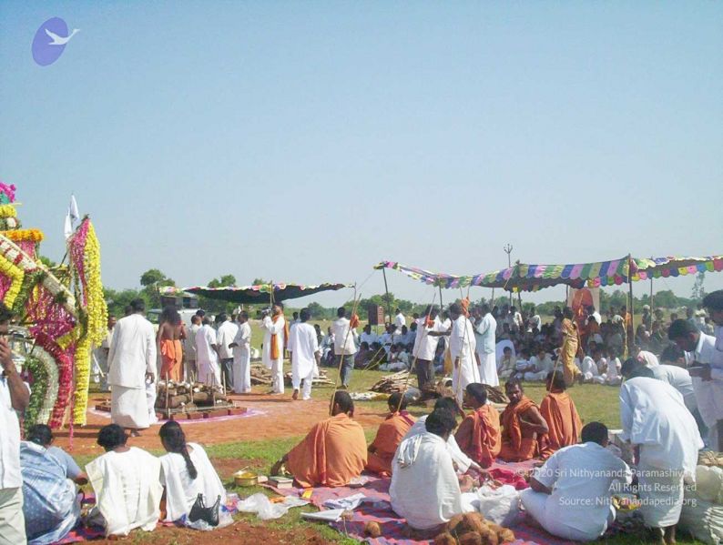 File:20051114 100 6214 CMP WM00-1.jpg