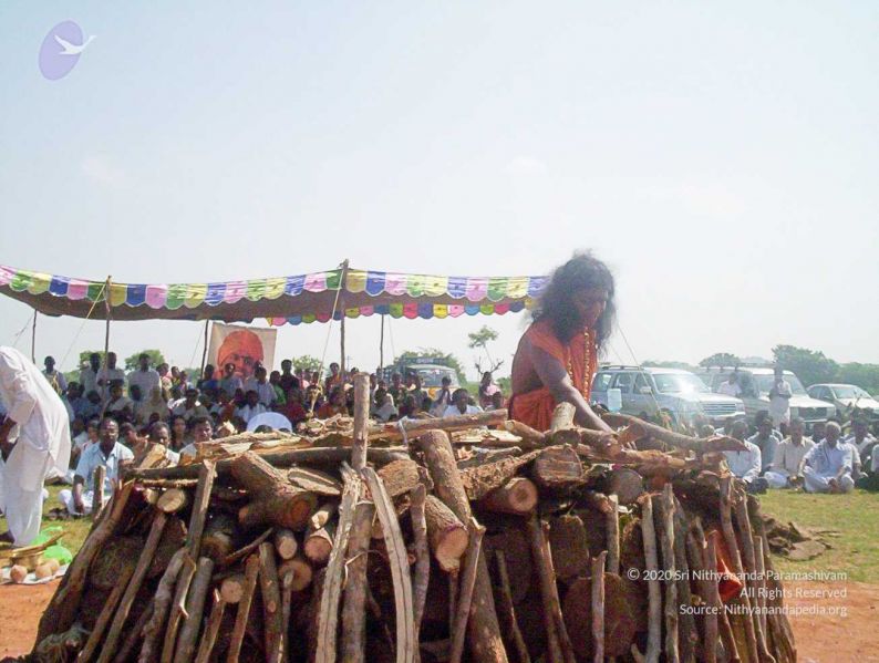 File:20051114 100 6331 CMP WM00-1.jpg