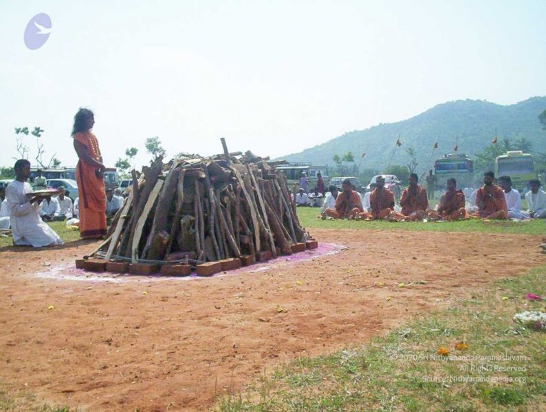 File:20051114 100 6397 CMP WM00-1.jpg