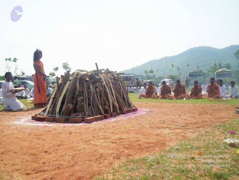 File:20051114 100 6398 CMP WM00-1.jpg