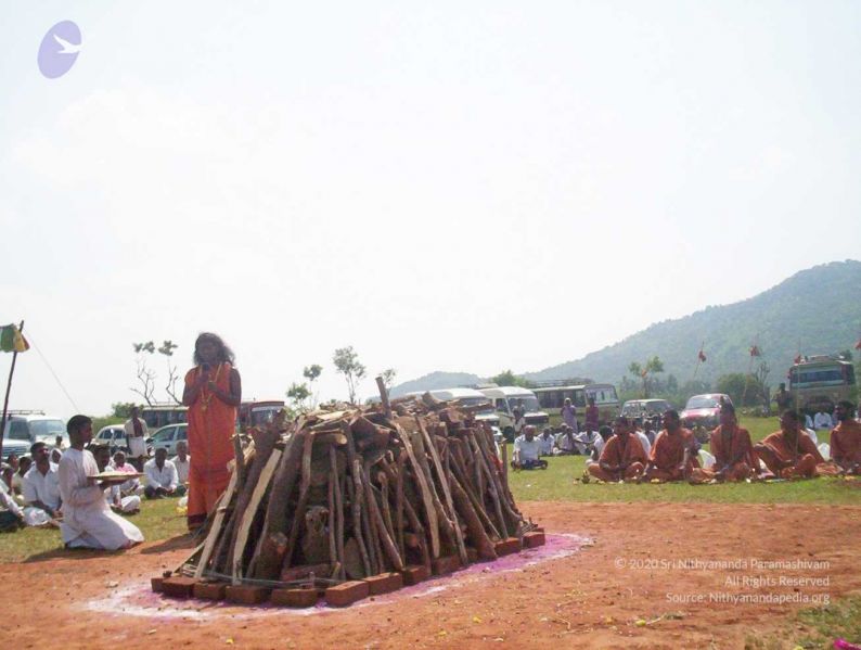 File:20051114 100 6406 CMP WM00-1.jpg