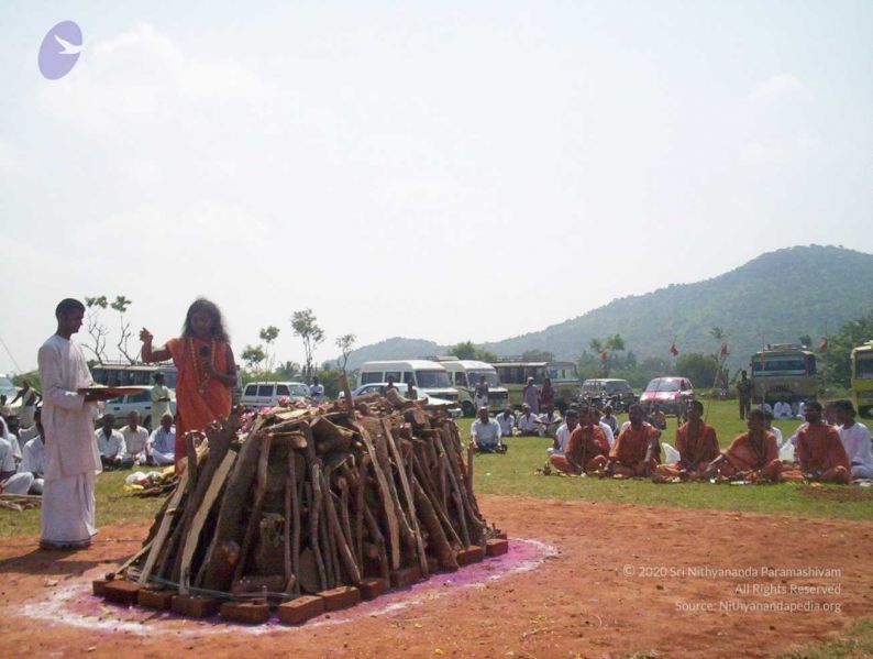 File:20051114 100 6412 CMP WM00-1.jpg